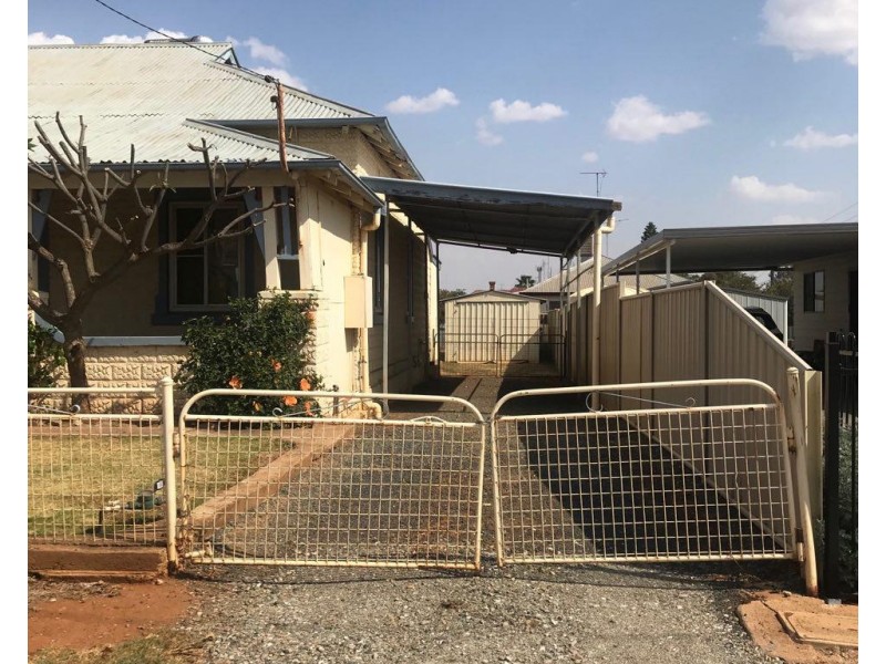 23 Victoria Street, Parkes NSW 2870