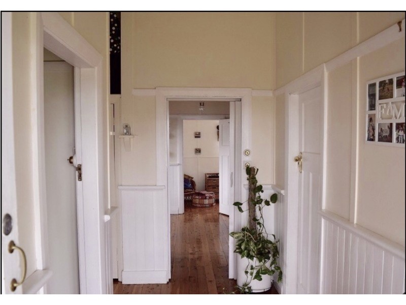 18 Wentworth St, Parkes NSW 2870