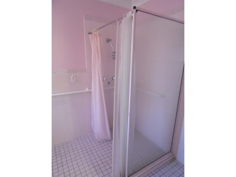 12 Werona Place, Parkes NSW 2870