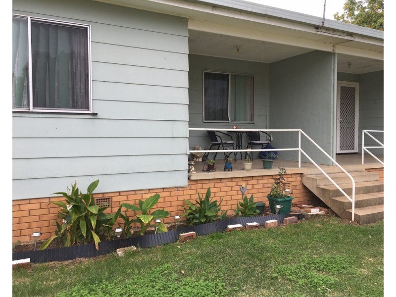 1/4 Press Street, Forbes NSW 2871
