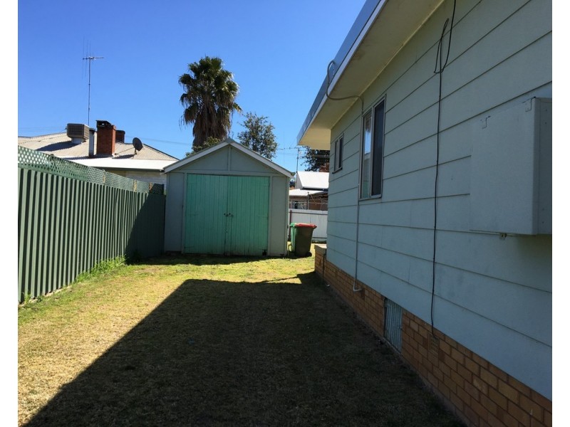 1/4 Press Street, Forbes NSW 2871