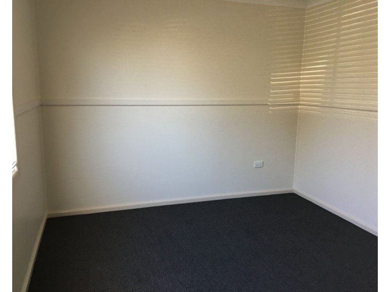 1/4 Press Street, Forbes NSW 2871