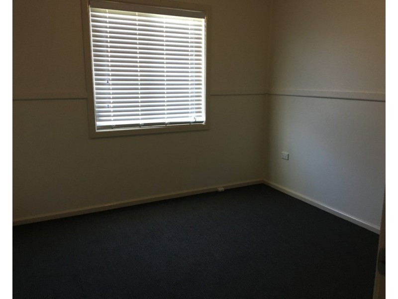 1/4 Press Street, Forbes NSW 2871