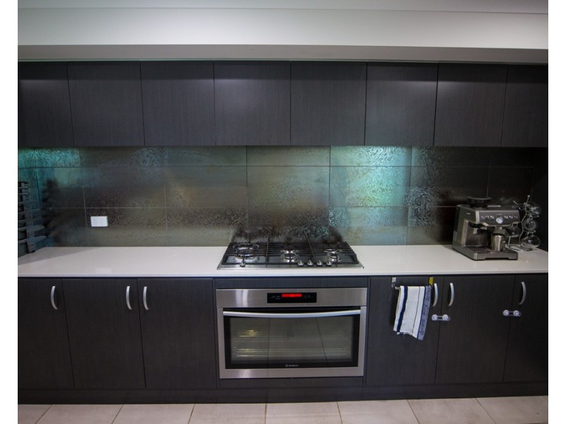 12 Mossgiel Close, Parkes NSW 2870