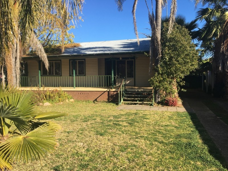 16 Forster, Forbes NSW 2871