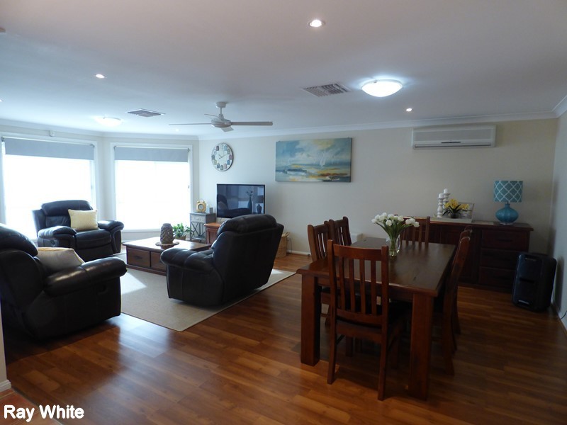 1-3 John Girdham Place, Forbes NSW 2871