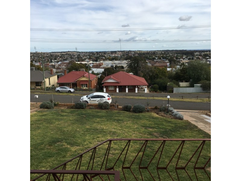 37 High Street, Parkes NSW 2870