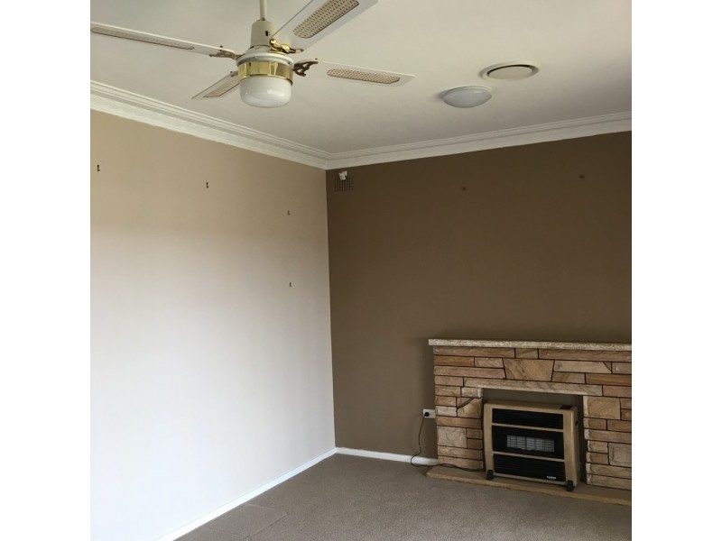 37 High Street, Parkes NSW 2870