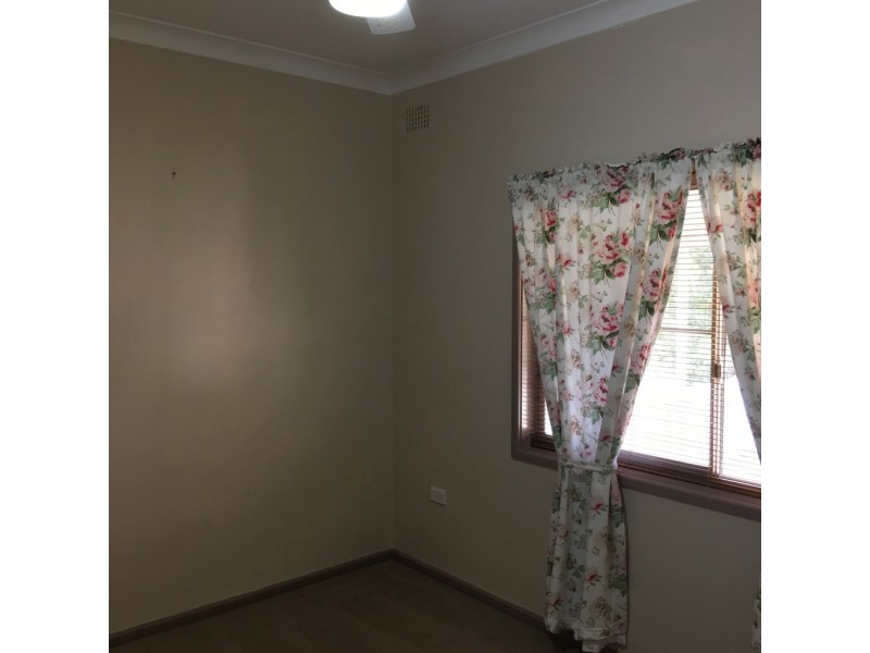 37 High Street, Parkes NSW 2870