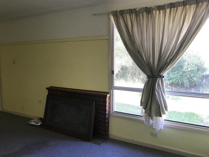 10 Charles Rigg Avenue, Parkes NSW 2870