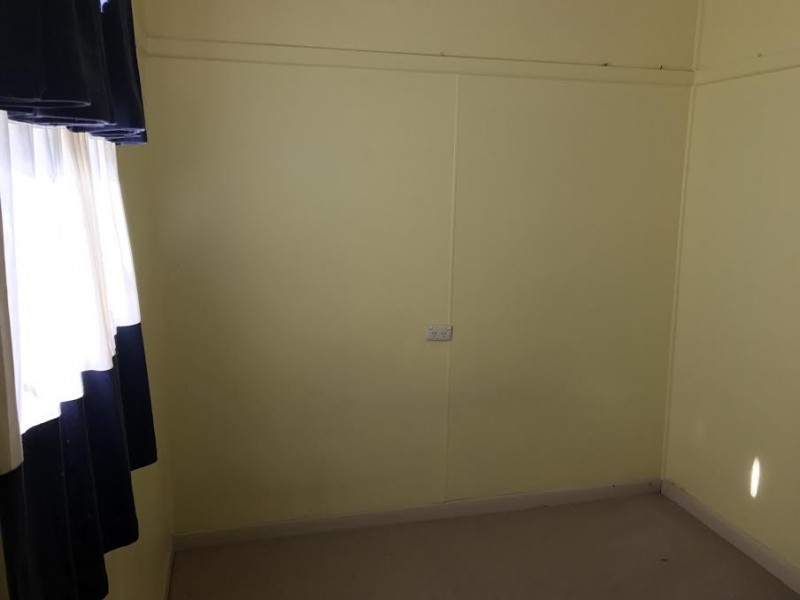 10 Charles Rigg Avenue, Parkes NSW 2870