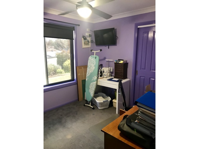 35-37 Glenburnie Cl, Parkes NSW 2870