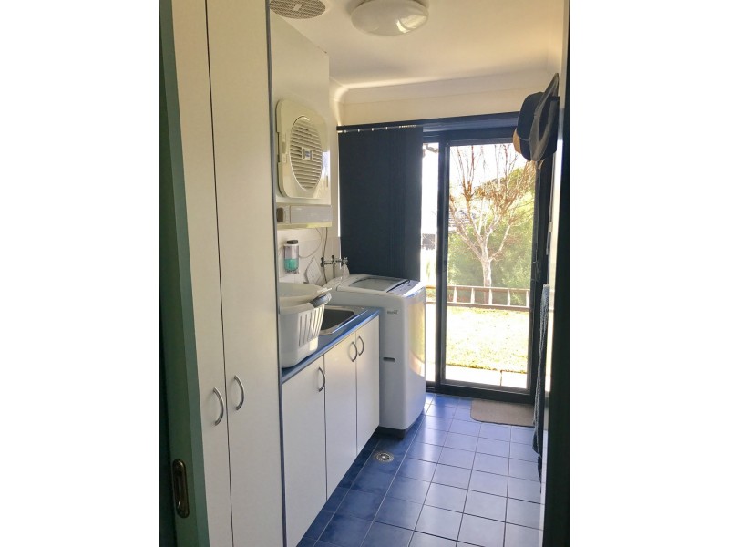 35-37 Glenburnie Cl, Parkes NSW 2870