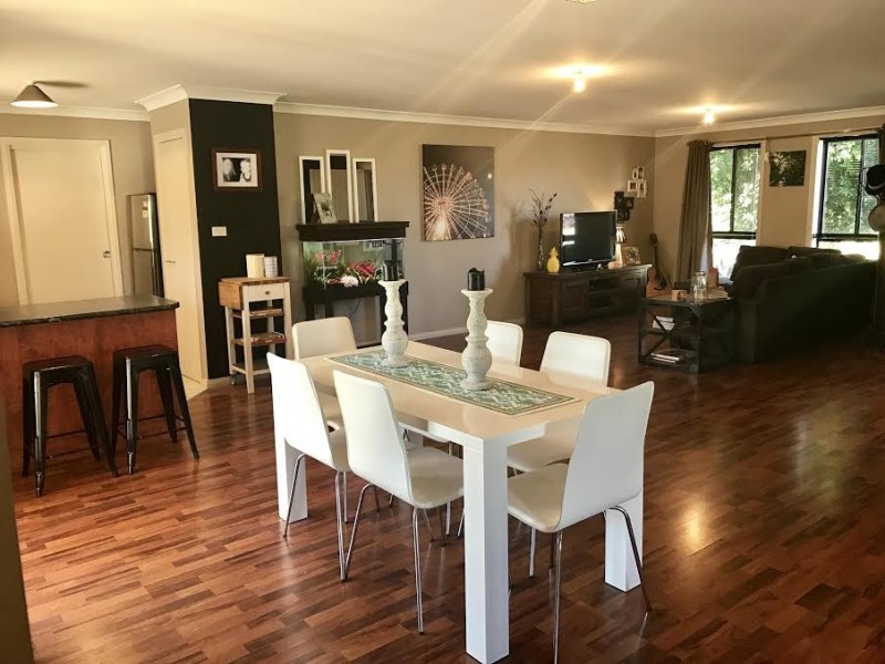 14 George Field Drive, Parkes NSW 2870