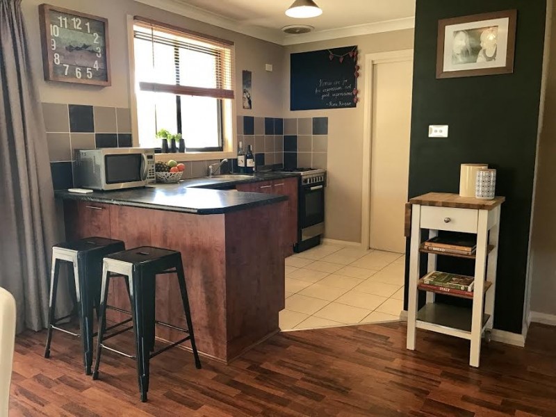 14 George Field Drive, Parkes NSW 2870