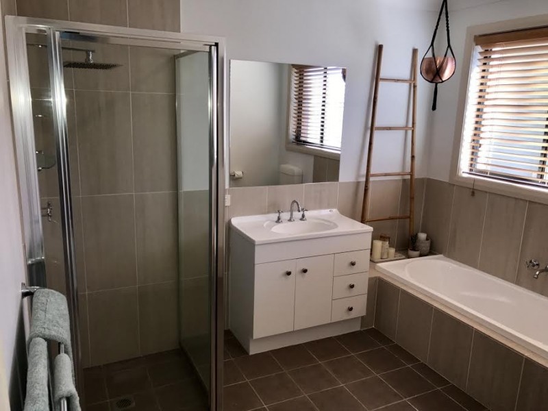 14 George Field Drive, Parkes NSW 2870