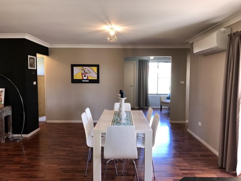 14 George Field Drive, Parkes NSW 2870
