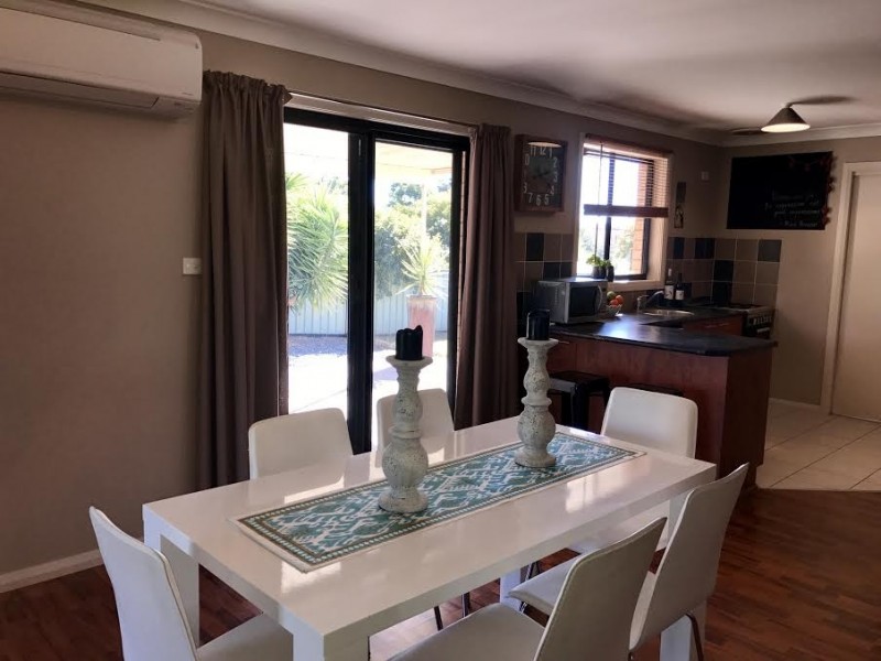 14 George Field Drive, Parkes NSW 2870