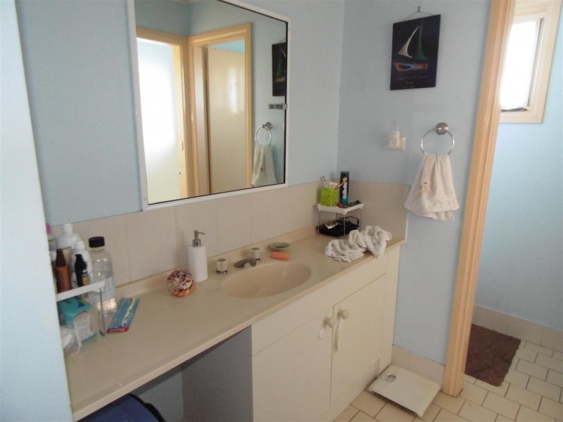 2 Warragrah Place, Parkes NSW 2870