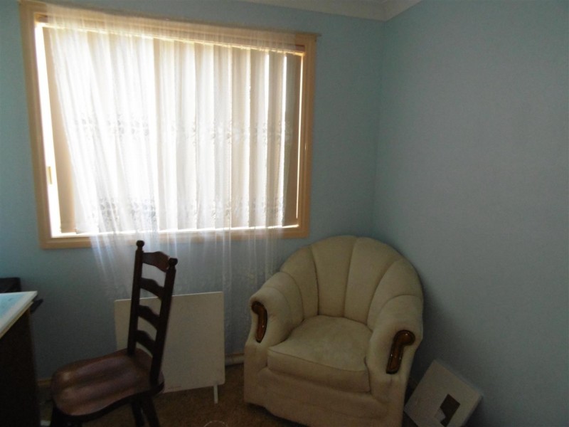 2 Warragrah Place, Parkes NSW 2870