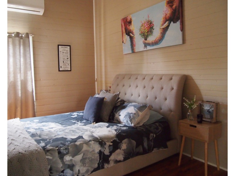 20 Orange Street, Condobolin NSW 2877