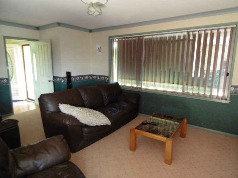 5 Fisher Street, Parkes NSW 2870