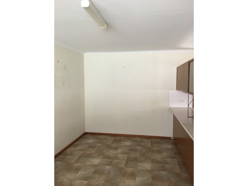 75 Currajong Street, Parkes NSW 2870