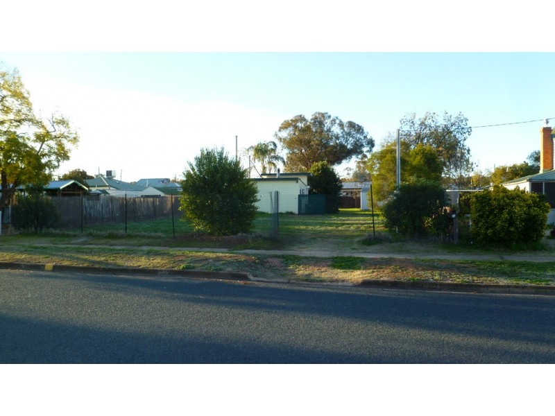 31 Orange Street, Condobolin NSW 2877