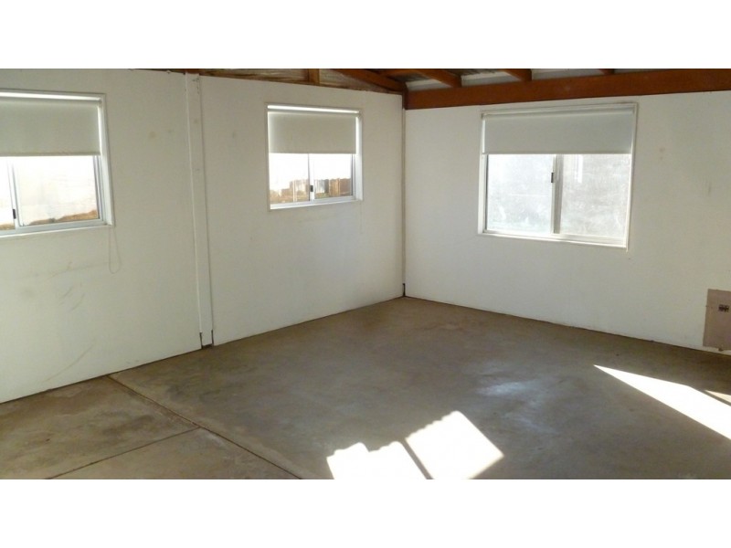 31 Orange Street, Condobolin NSW 2877