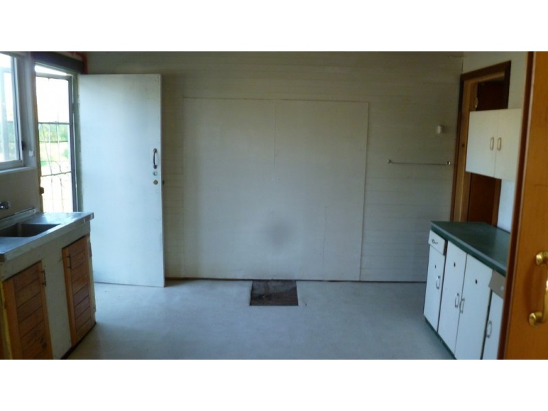 31 Orange Street, Condobolin NSW 2877