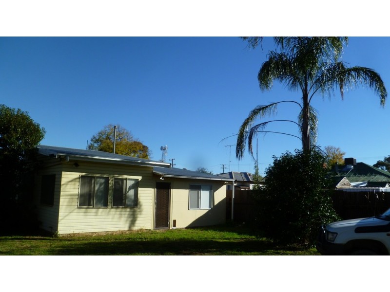 31 Orange Street, Condobolin NSW 2877