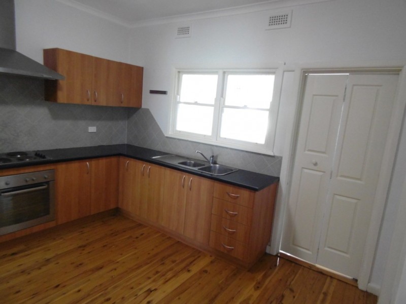 15 Coronation Avenue, Parkes NSW 2870