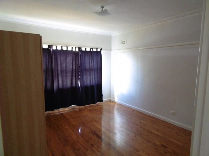 15 Coronation Avenue, Parkes NSW 2870