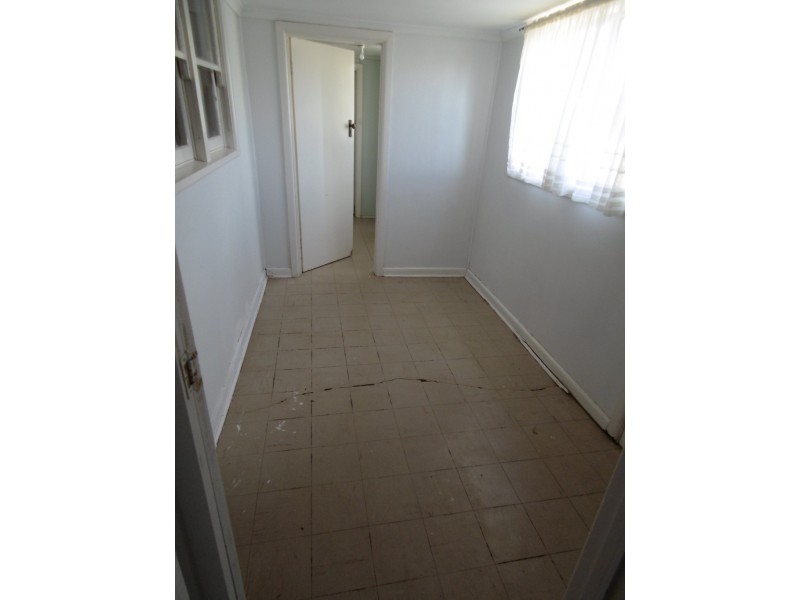 15 Coronation Avenue, Parkes NSW 2870