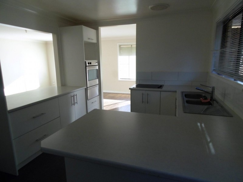 15 Glenhaven Avenue, Parkes NSW 2870