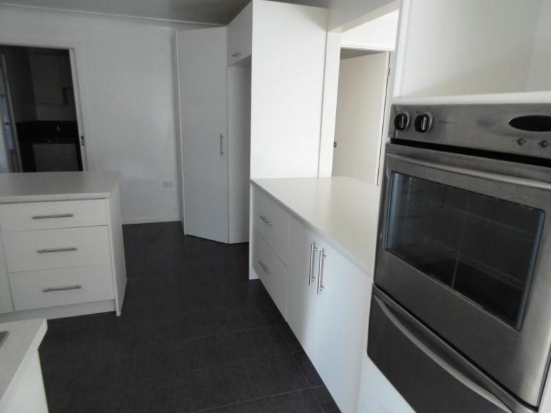 15 Glenhaven Avenue, Parkes NSW 2870