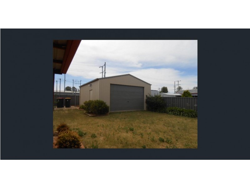 6 Carinya Street, Parkes NSW 2870