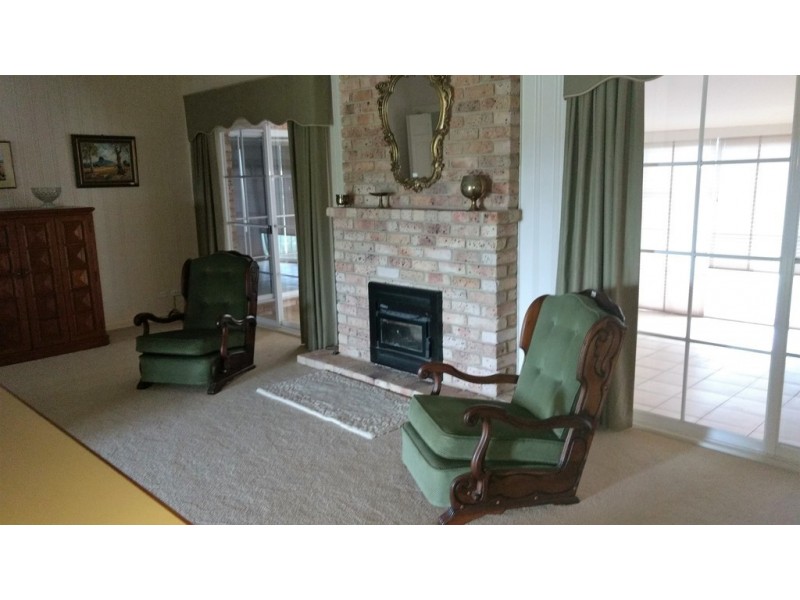 44 Jones Street, Parkes NSW 2870