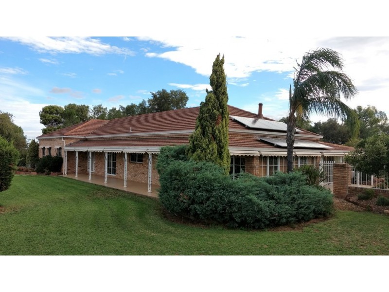 44 Jones Street, Parkes NSW 2870