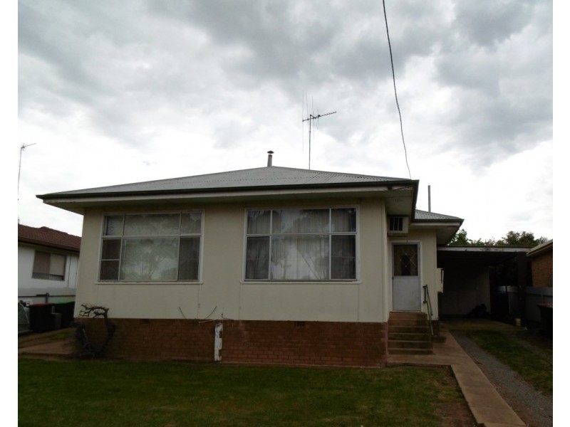 1and2/104 Mitchell Street, Parkes NSW 2870