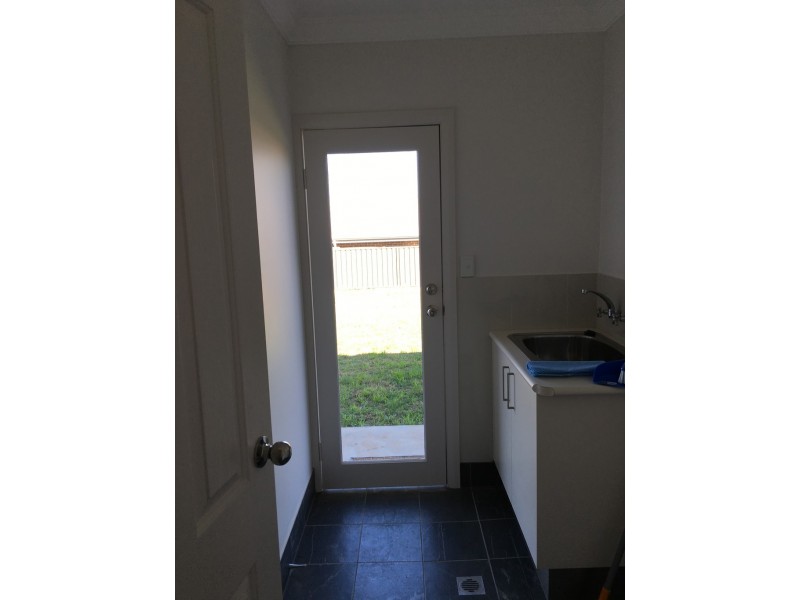 48 Park Street, Parkes NSW 2870