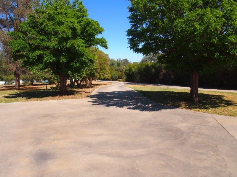 89 Officers Parade, Condobolin NSW 2877