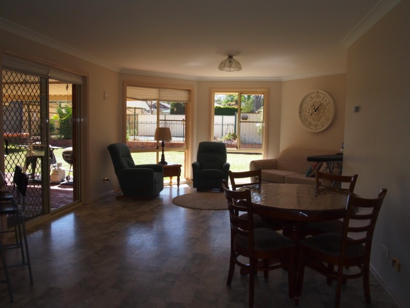 89 Officers Parade, Condobolin NSW 2877