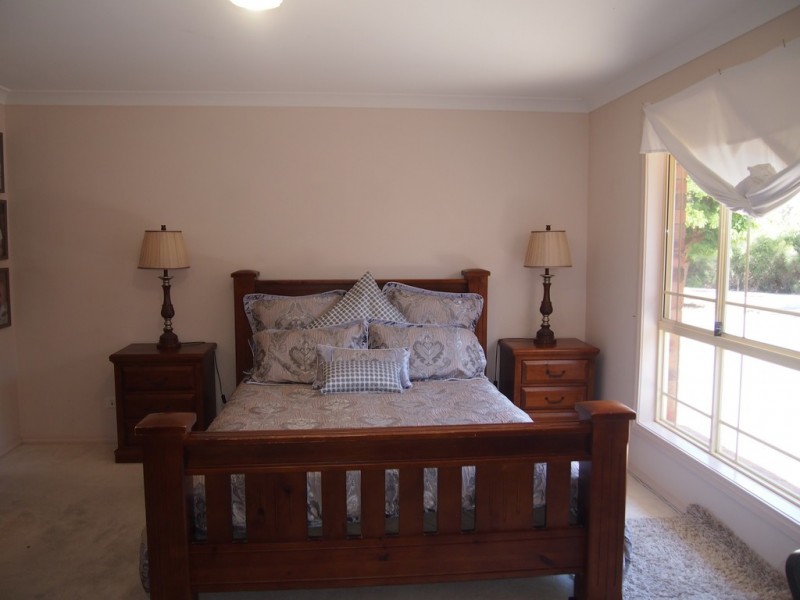 89 Officers Parade, Condobolin NSW 2877