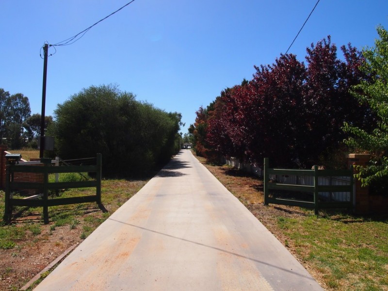 89 Officers Parade, Condobolin NSW 2877