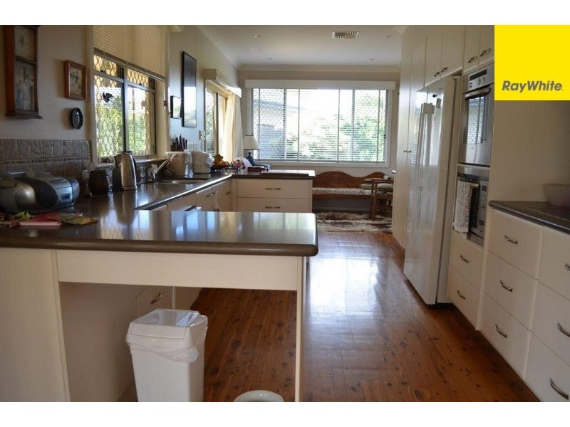 144 Farnell Street, Forbes NSW 2871