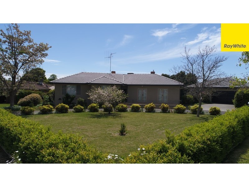 144 Farnell Street, Forbes NSW 2871