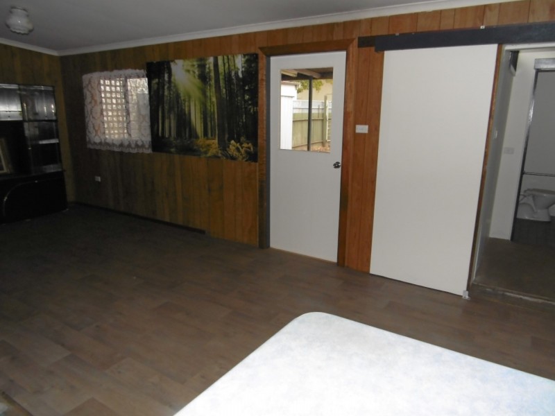 109 Currajong Street, Parkes NSW 2870