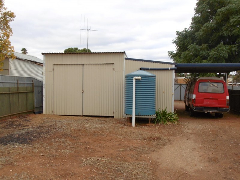 109 Currajong Street, Parkes NSW 2870