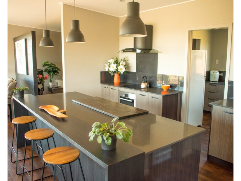 35 Cherry Gardens Lane, Parkes NSW 2870